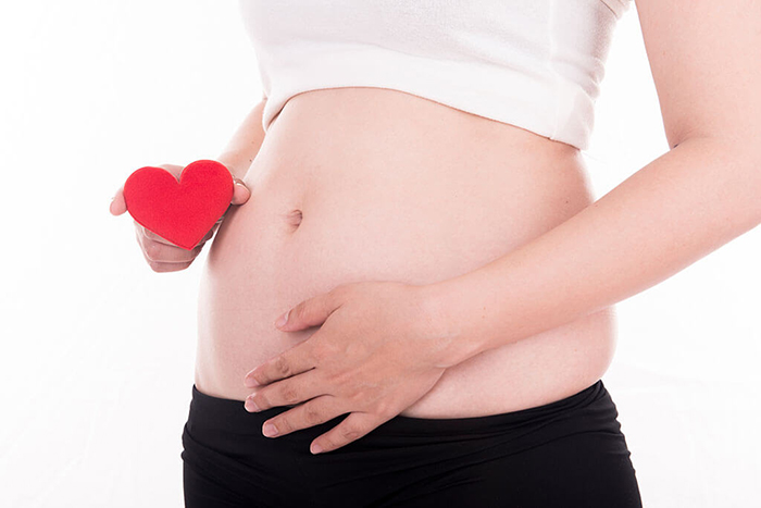 Đầy bụng là rối loạn thường gặp khi mang thai 3 tháng đầu