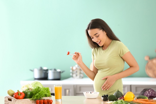 Ăn uống đa dạng các loại rau tốt cho sức khỏe thai kỳ