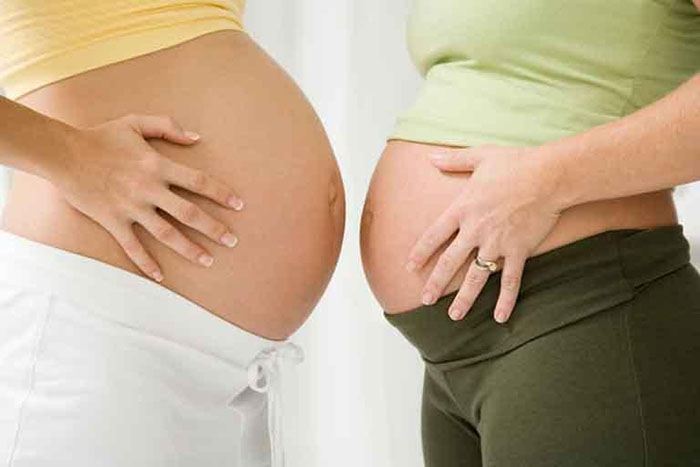 Hình dáng bụng bầu cũng có thể giúp mẹ dự đoán về giới tính của bé yêu là trai hay gái