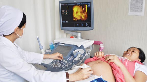 Siêu âm 4D thai 21 tuần giúp bác sĩ phát hiện dị tật thai nhi nếu có