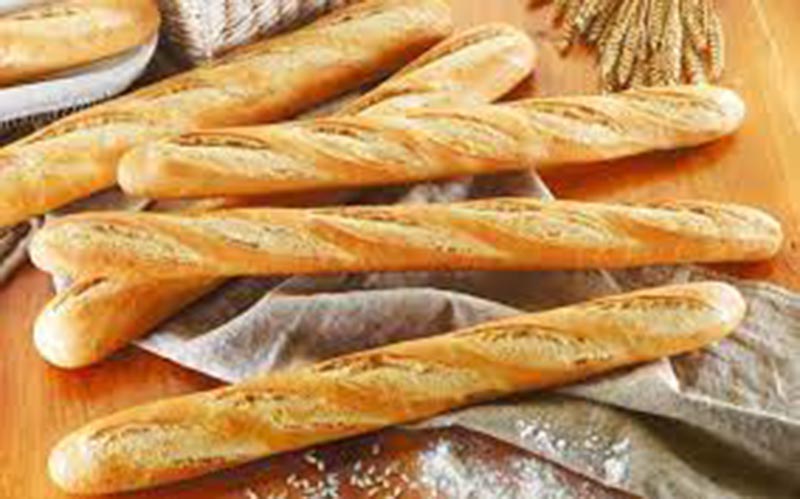 Bánh mì có đặc tính khô, dễ hút nước có khả năng thấm hút và trung hòa acid dịch vị dư thừa