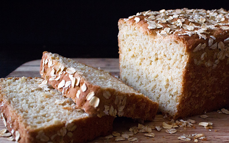 Bánh mì yến mạch cũng là một lựa chọn dành cho người bị đau dạ dày