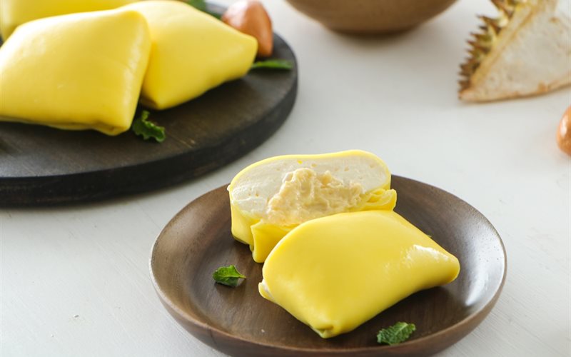 Bánh crepe sầu riêng tráng miệng thơm ngon cho mẹ bầu