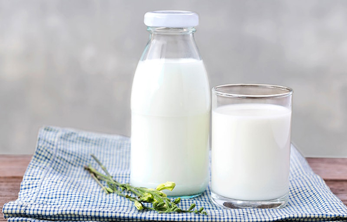 Sữa tươi giàu những dưỡng chất như canxi, protein, kali,...