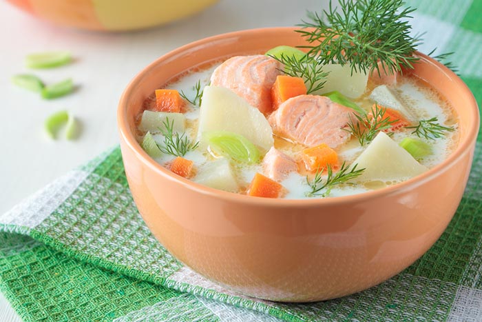Cháo cá hồi rau củ thơm ngon tốt cho người bệnh đau dạ dày