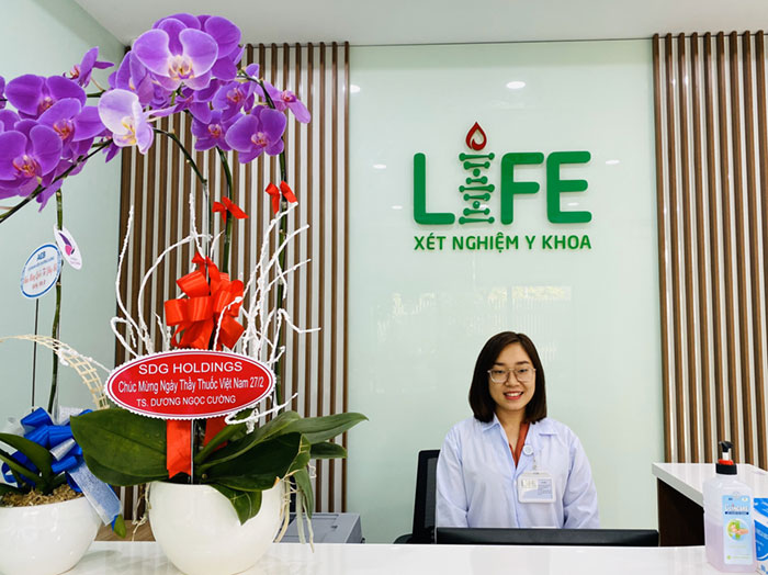 Phòng khám xét nghiệm y khoa LIFE được cấp phép test nhanh kháng nguyên và xét nghiệm sinh học phân tử RT-PCR.