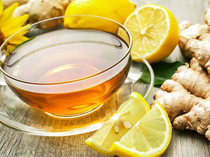 Trà gừng chứa nhiều chất chống oxy hóa giúp người đau dạ dày mãn tính chống viêm, giảm thiểu nguy cơ ung thư dạ dày
