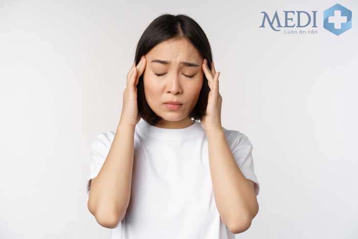 Đau đầu thoáng qua Migraine