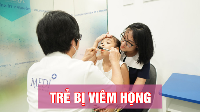 Trẻ bị viêm họng: Những lưu ý khi chăm trẻ trong thời tiết giao mùa