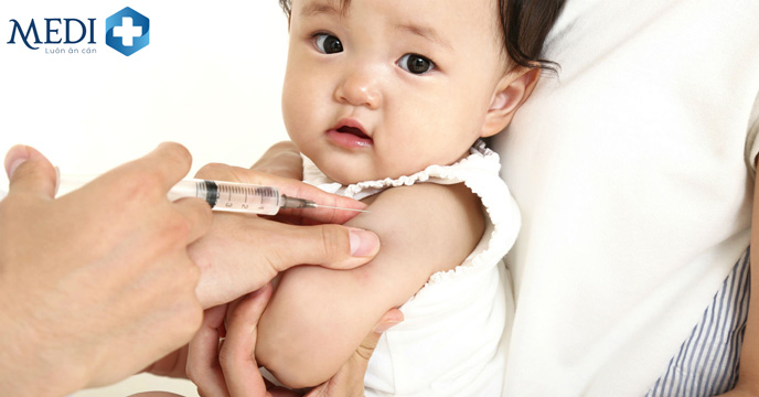 Trẻ nên được mẹ cho bú nhiều hơn ở giai đoạn sau khi tiêm vắc xin để tăng cường trao đổi chất