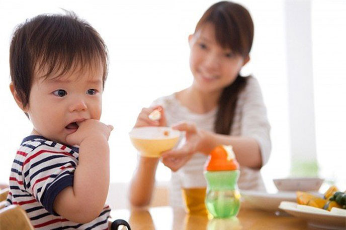 Cha mẹ cần hiểu rõ giai đoạn trẻ từ 1-6 tuổi để xây dựng chế độ dinh dưỡng hợp lý