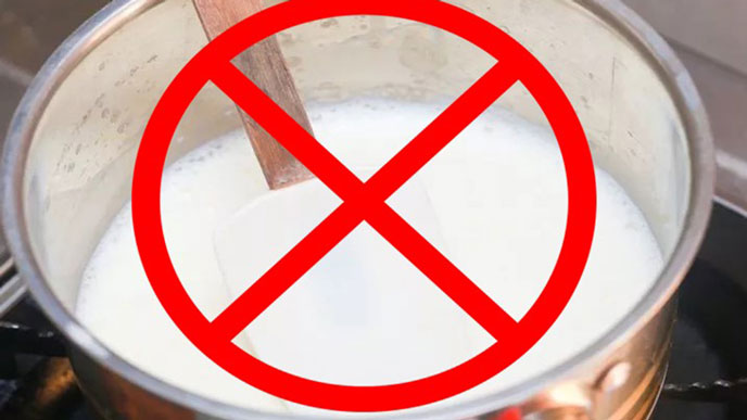 Việc quan niệm đun sôi sữa tươi giúp diệt khuẩn là chưa đúng