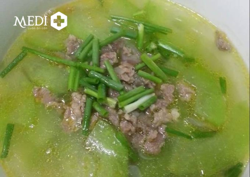 Canh bầu nấu thịt bò cũng rất tốt cho bà bầu