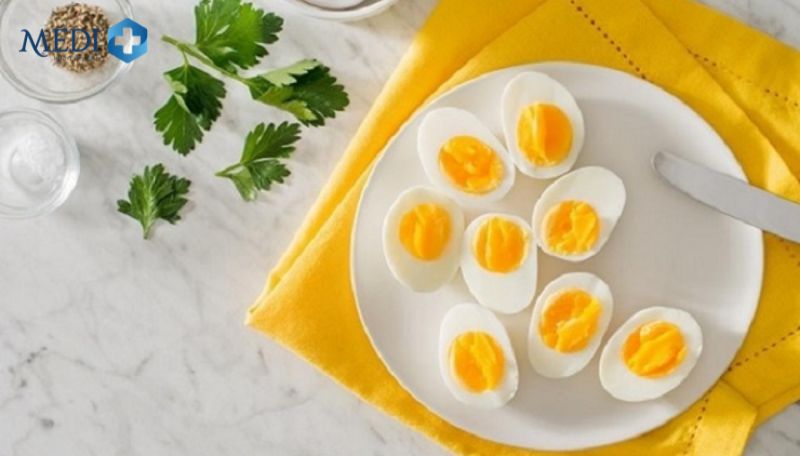 Trứng gà luộc bao nhiêu protein