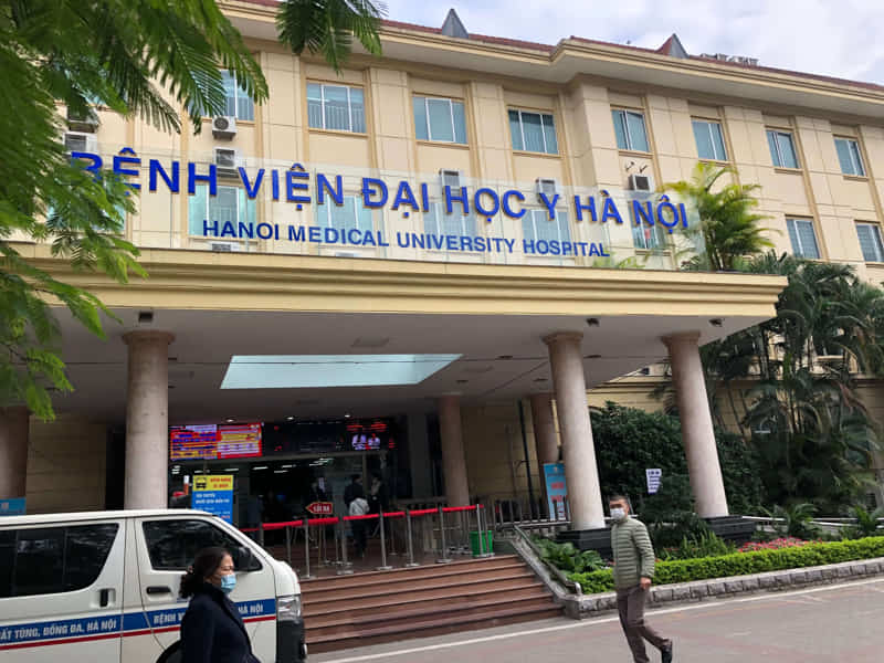 Review tầm soát ung thư vú tại bệnh viện Đại học Y Hà Nội