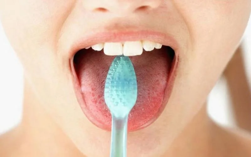 Vệ sinh miệng trước khi quan hệ bằng miệng để giảm bớt vi khuẩn gây bệnh