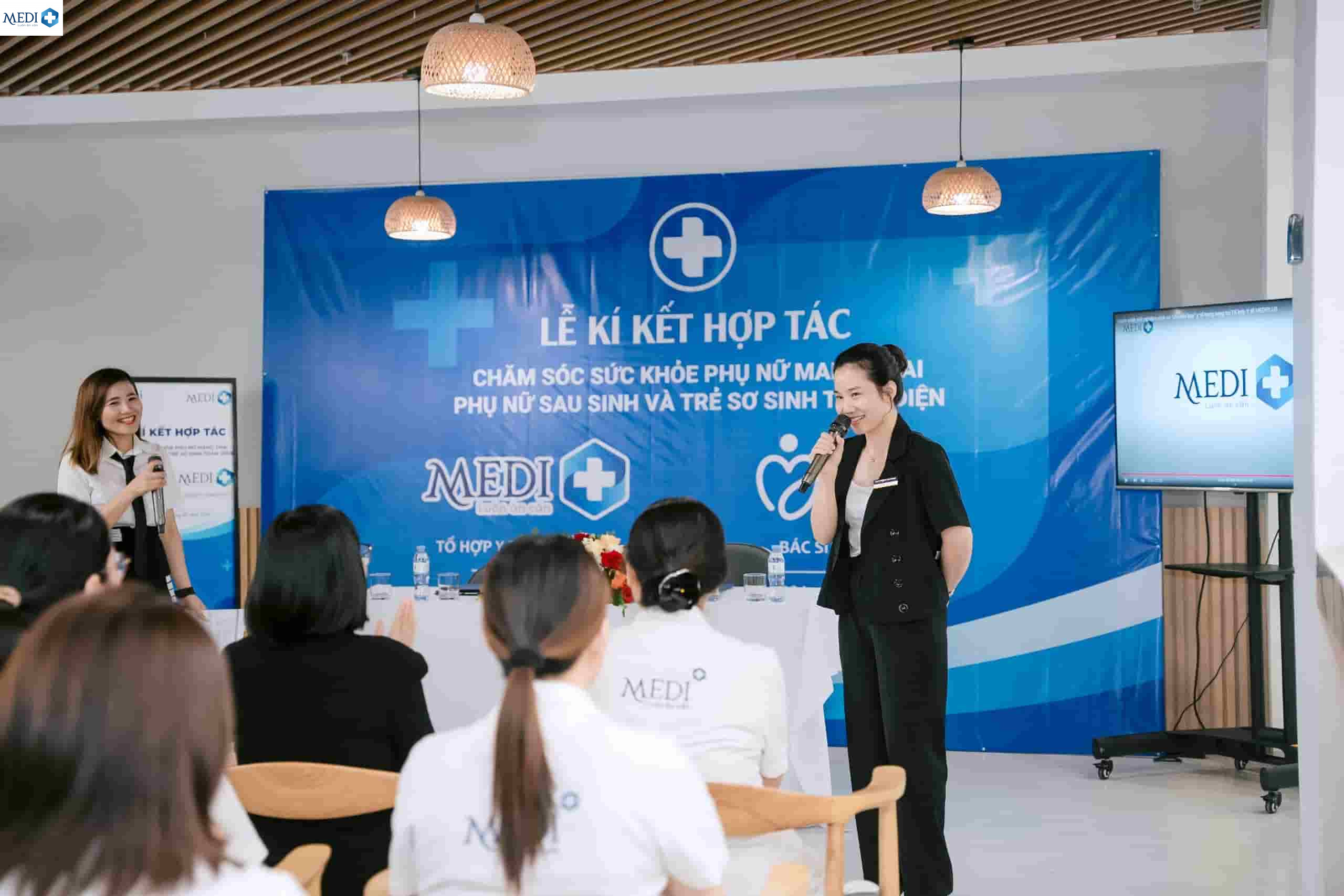 Hình ảnh tại sự kiện hợp tác của WikiMom và Mediplus