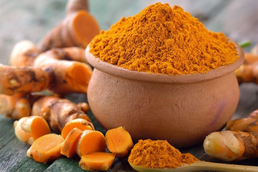 Sử dụng bột nghệ chữa rạn da cho mẹ bầu hiệu quả