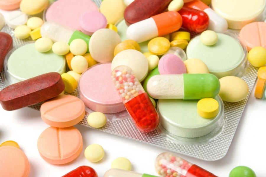 Sử dụng thuốc kê đơn từ bác sĩ chữa mề đay cho bà bầu