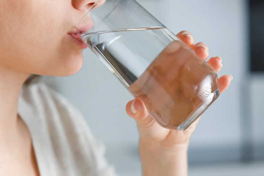 Bổ sung đủ nước cho cơ thể hàng ngày