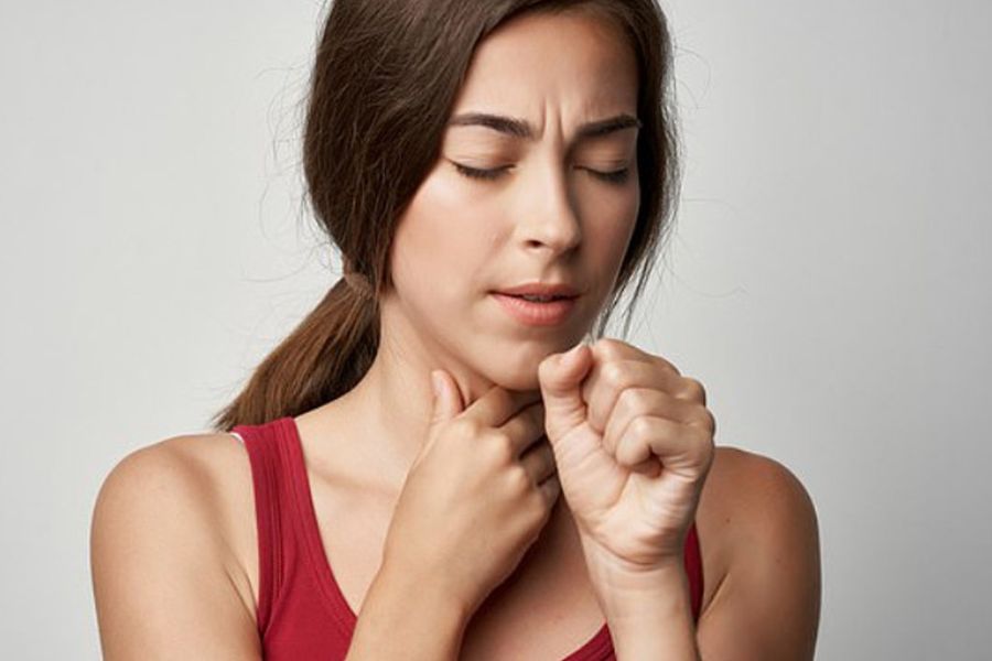 Chữa bướu cổ bằng sóng cao tần có thể gặp rủi ro tổn thương khí quản