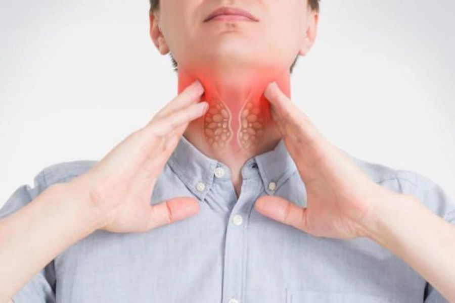 Trào ngược dạ dày có thể gây tổn thương vùng họng