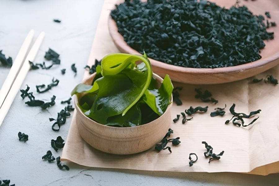 Tảo biển bổ sung I-ốt cho người bệnh u tuyến giáp